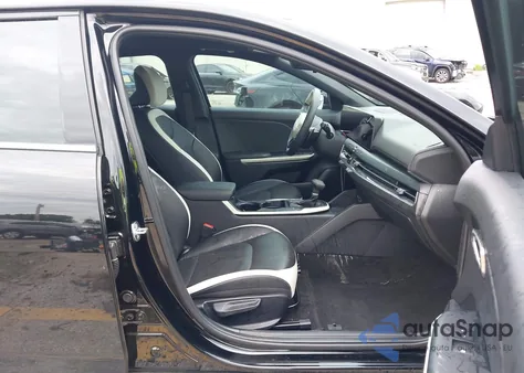 2025 Kia K4 Gt-Line Turbo from USA, damaged, VIN 3KPFW4DC7SE106041